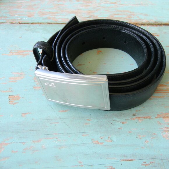 COACH MEN'S BLACK LEATHER BELT W/SILVER PLAQUE PLATE SZ 36" - Picture 1 of 5